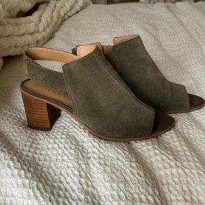 Franco Sarto Peep Toe Heel